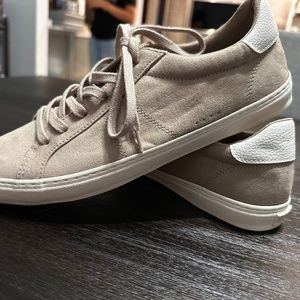 Old Navy Suede Tan Nude Tennis Court Sneaker - Like New